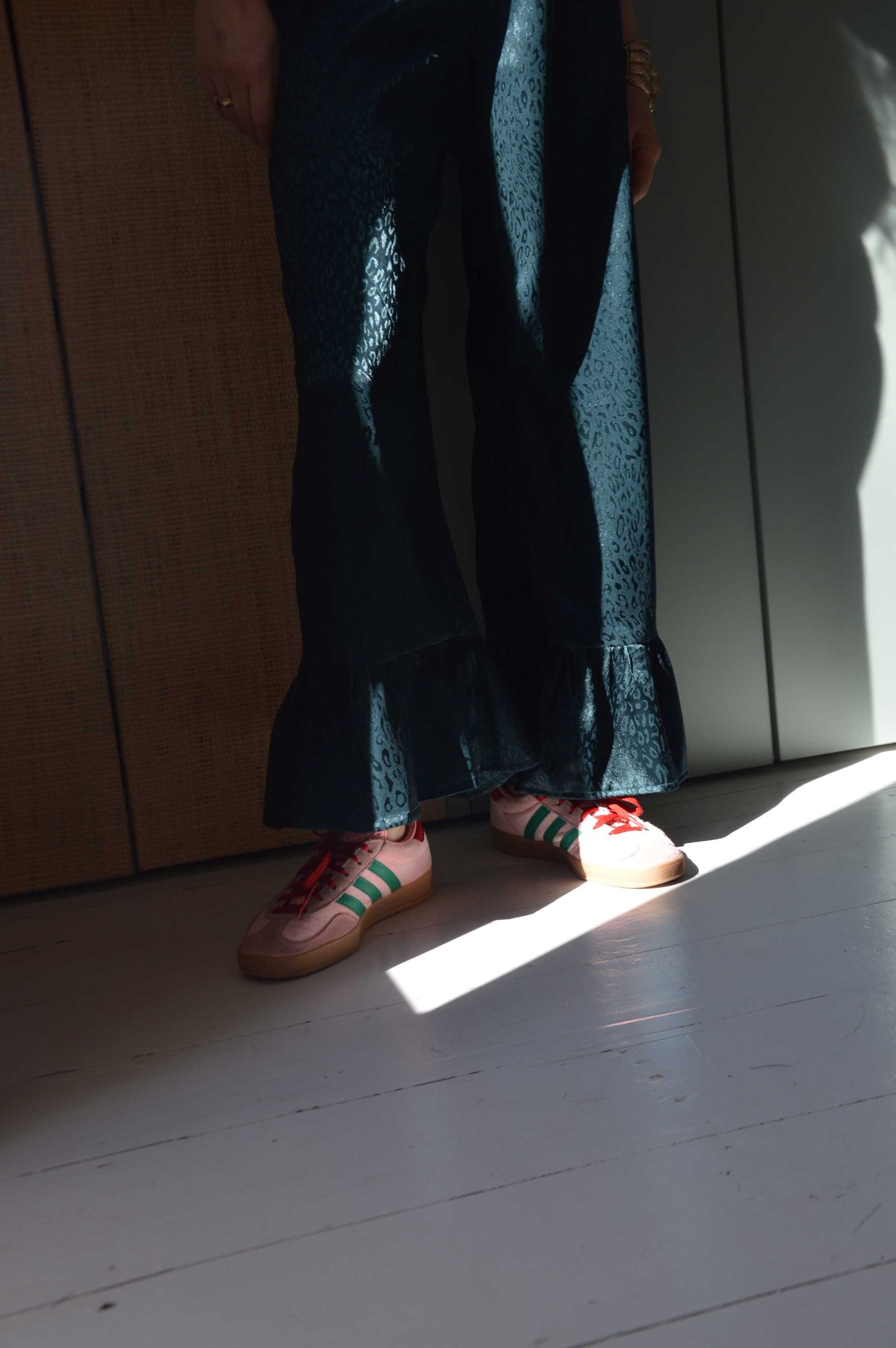 Pantalon satiné Léopard pétrole