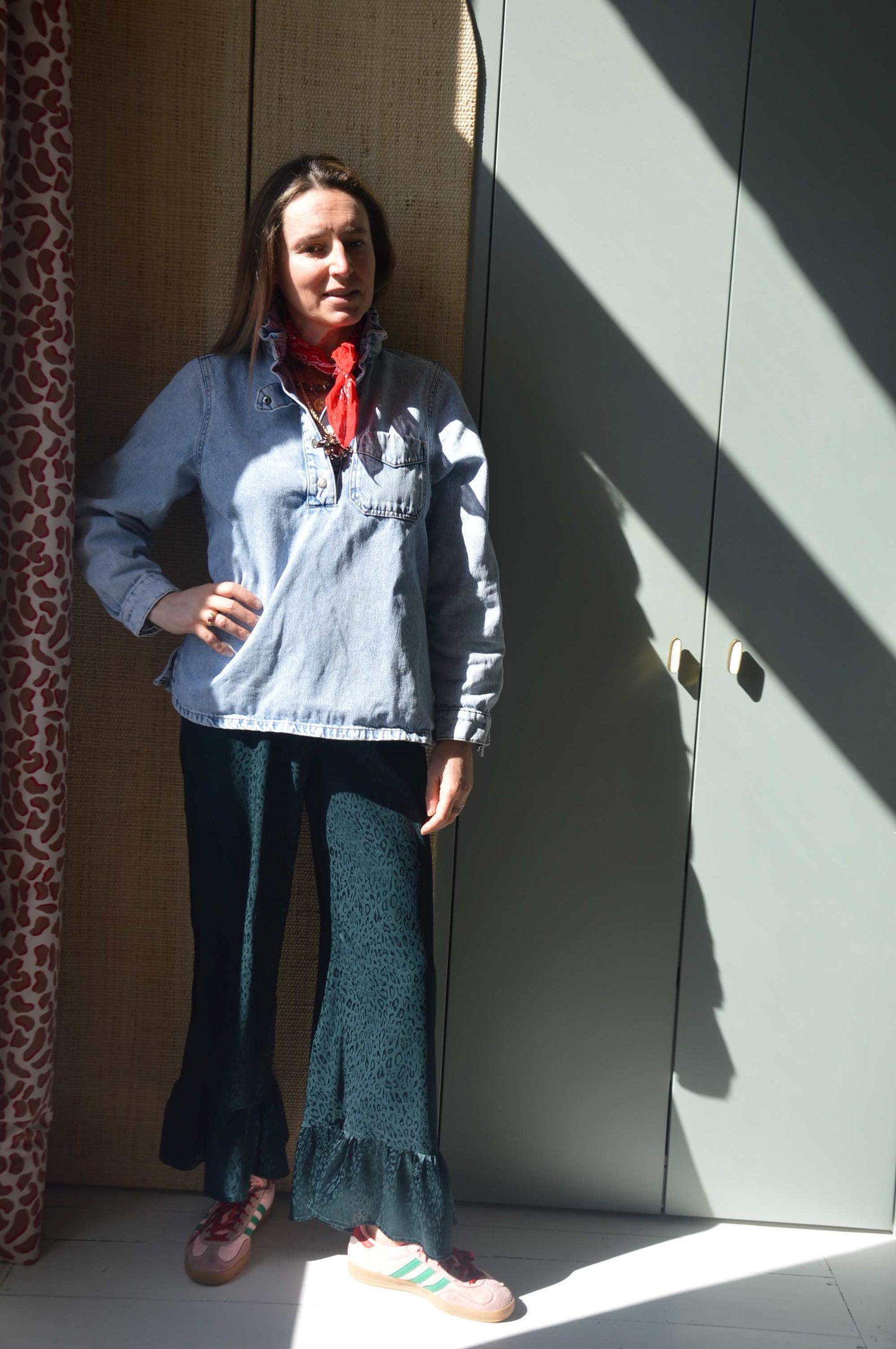 Pantalon satiné Léopard pétrole