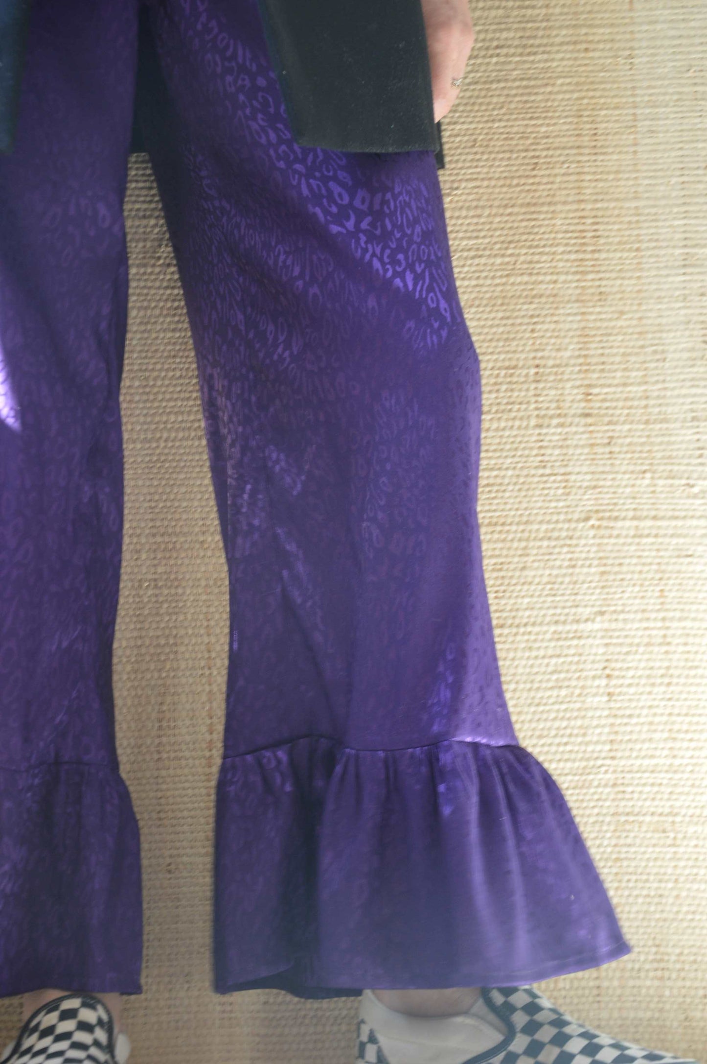 Pantalon satiné Léopard violet