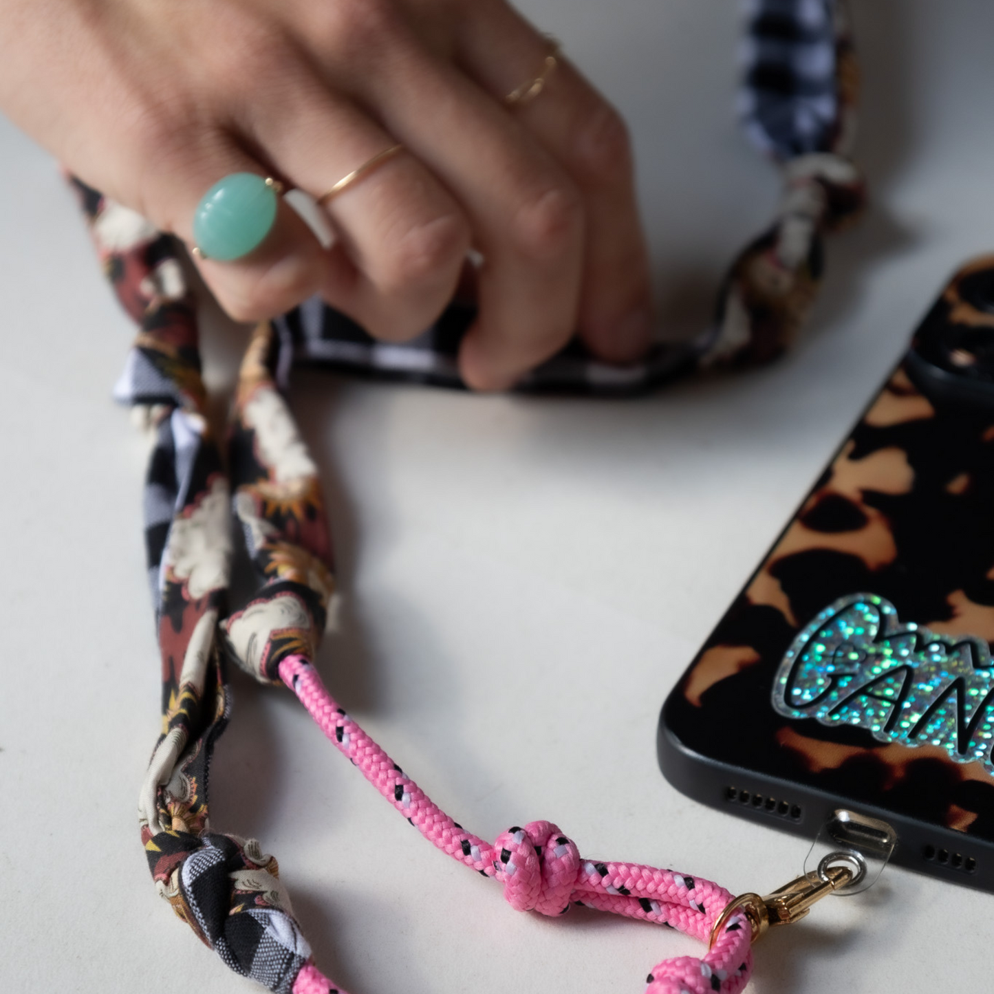 Cordon Portable "FOLLOW THE SUN" Noir