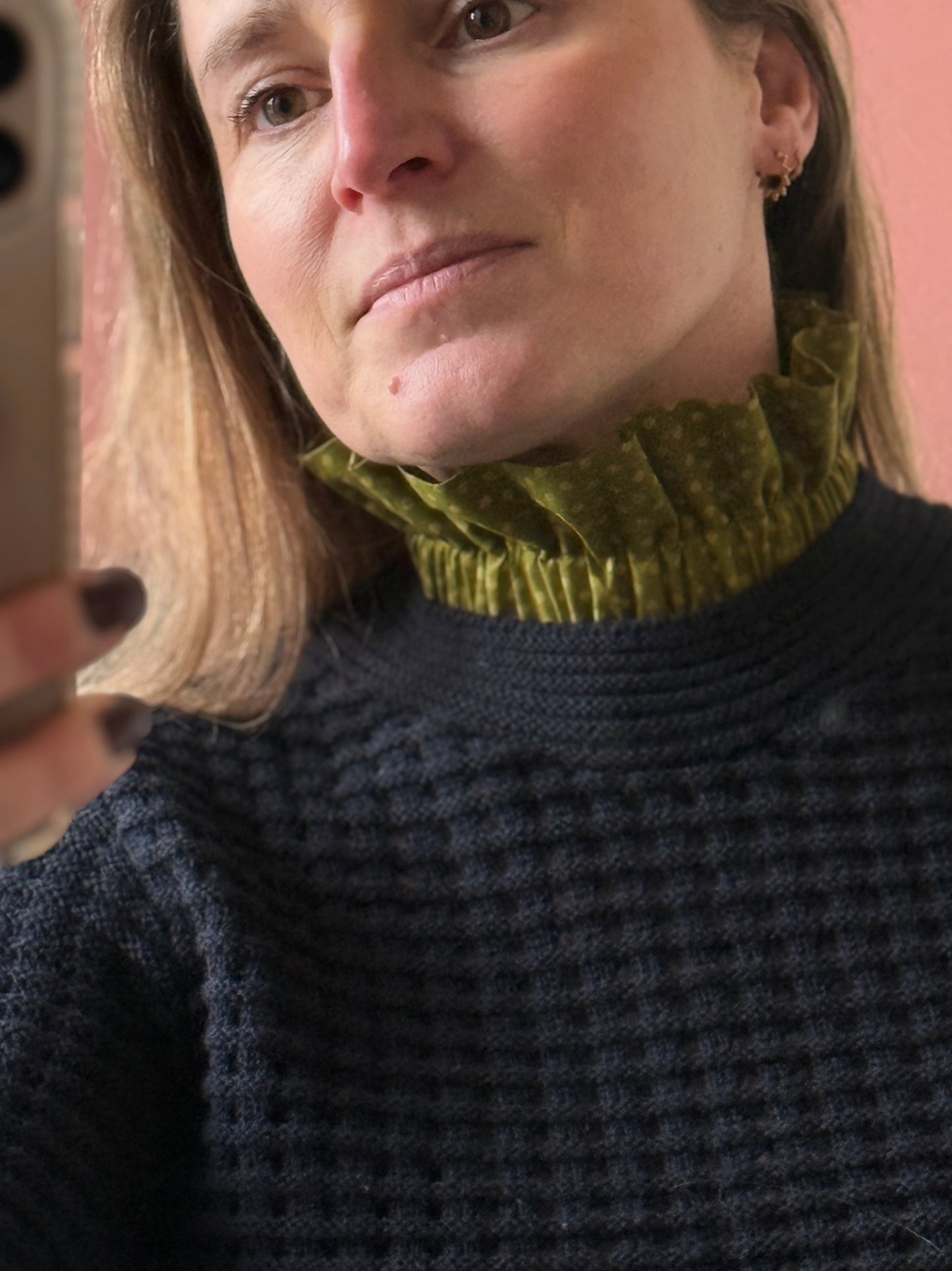Col olive à pois ton sur ton