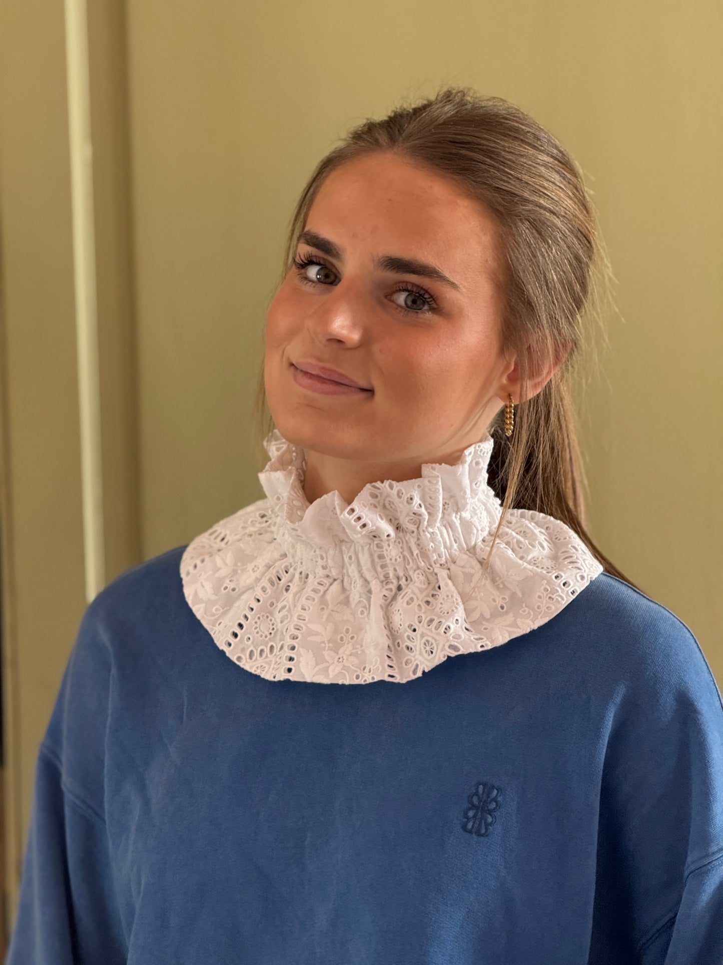 Col amovible broderie anglaise blanche