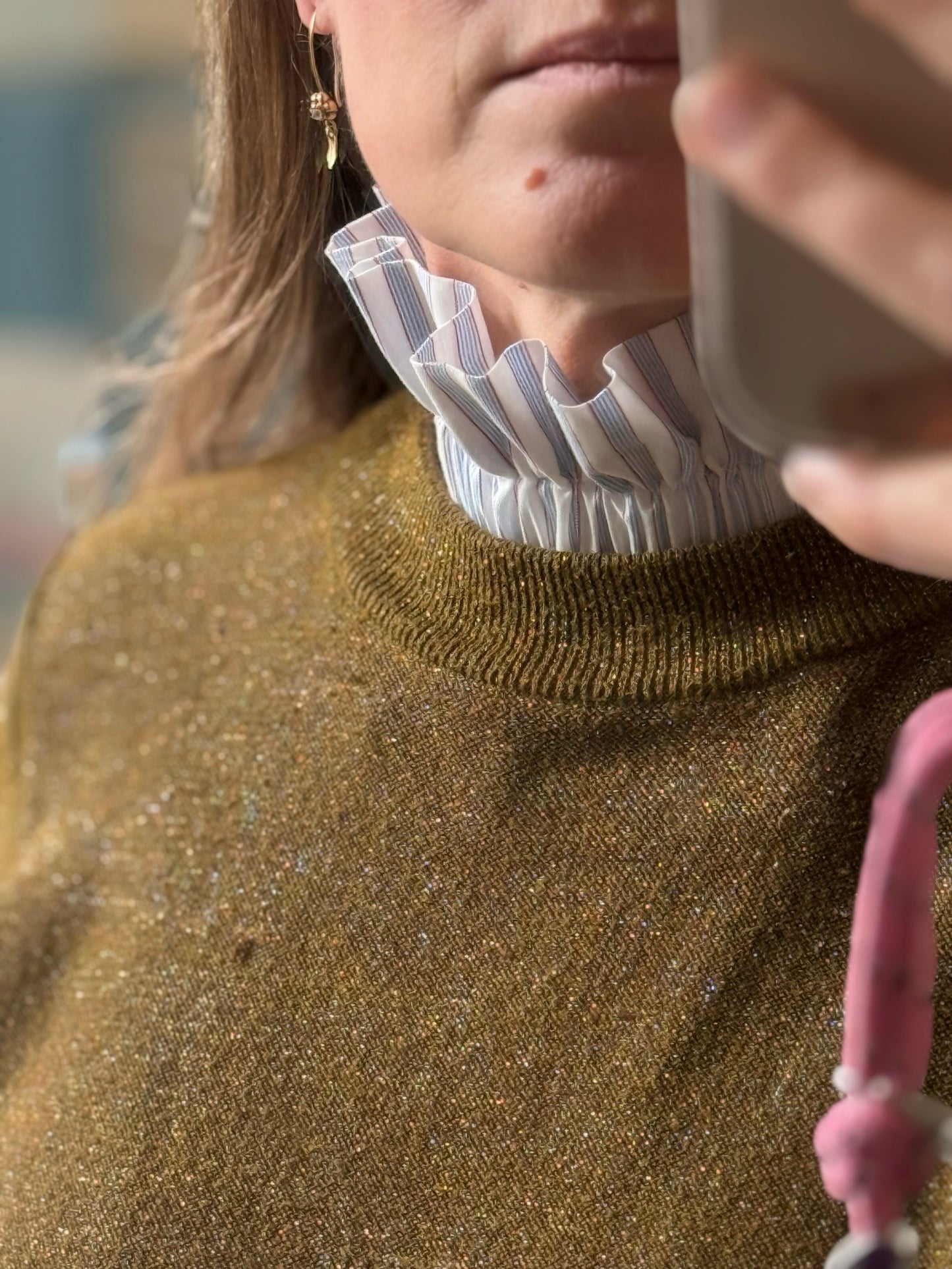 Col rayé bleu et brun