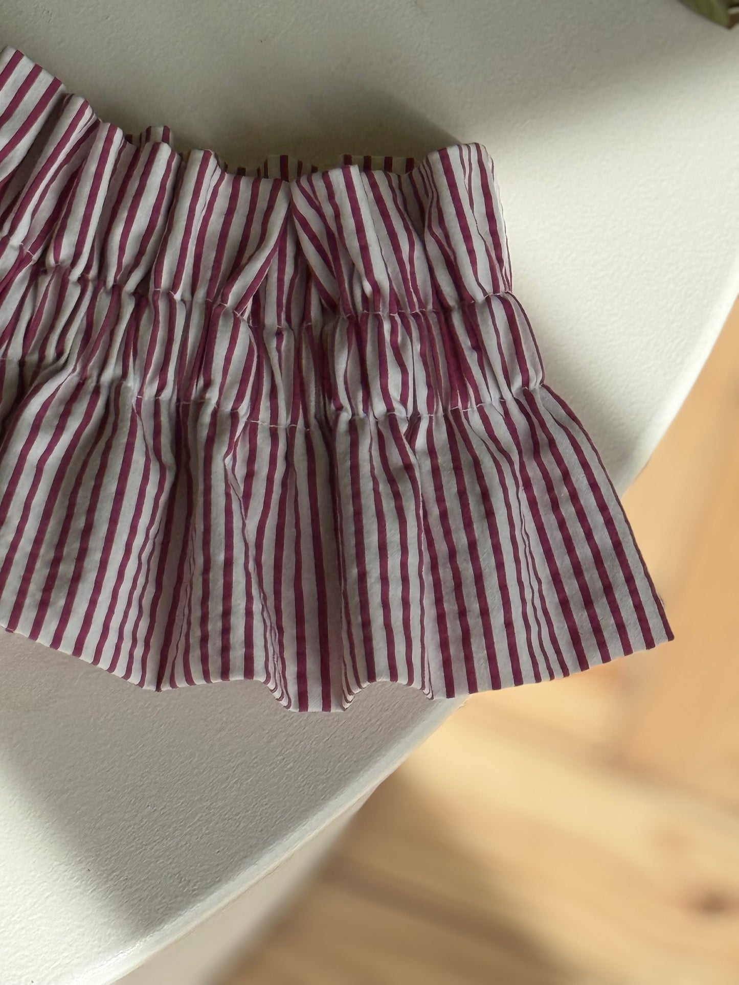 Col seersucker rayé rouge