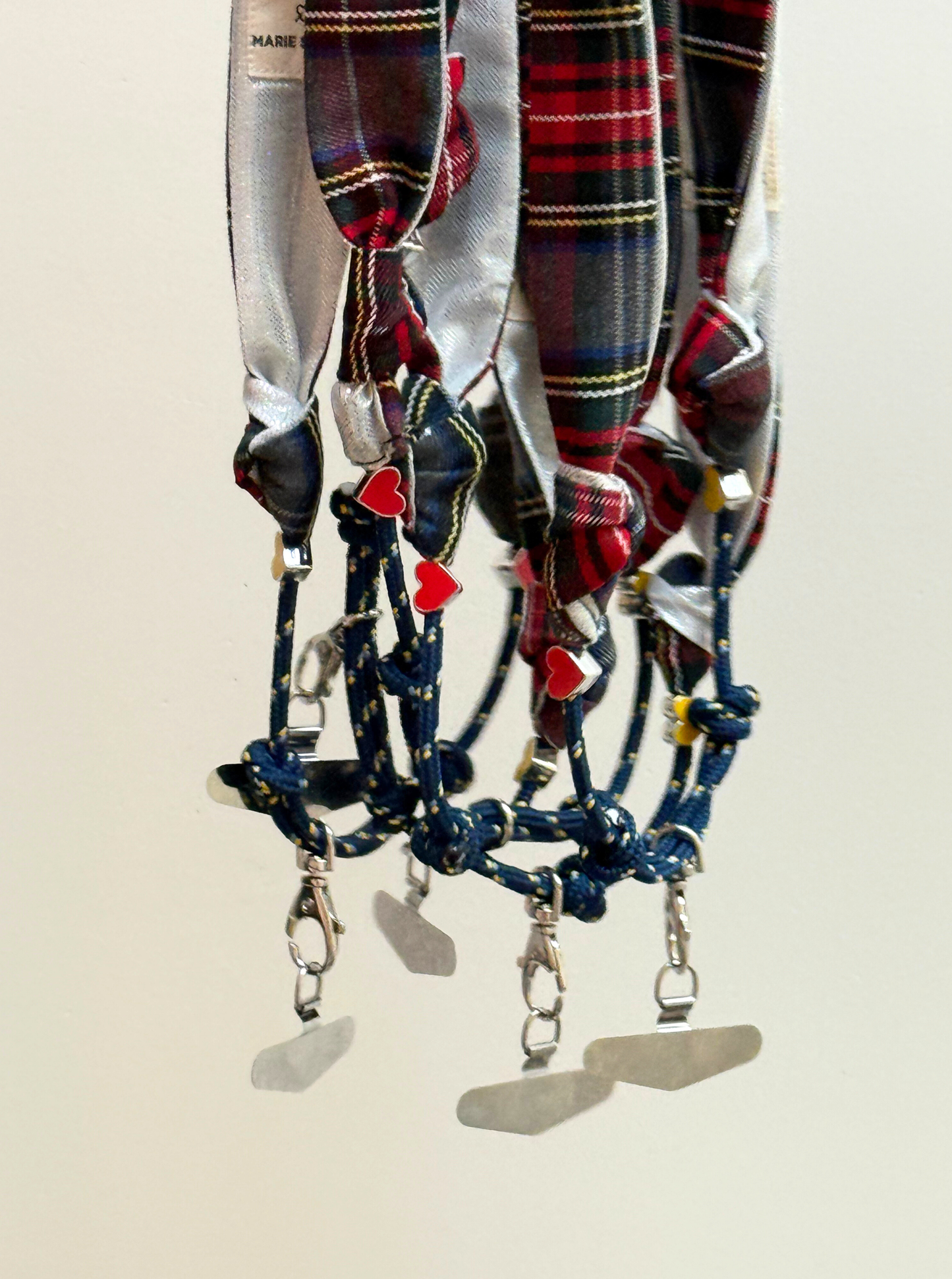 Attache portable Marie Starek & Ma Prune Céleste Tartan Rouge