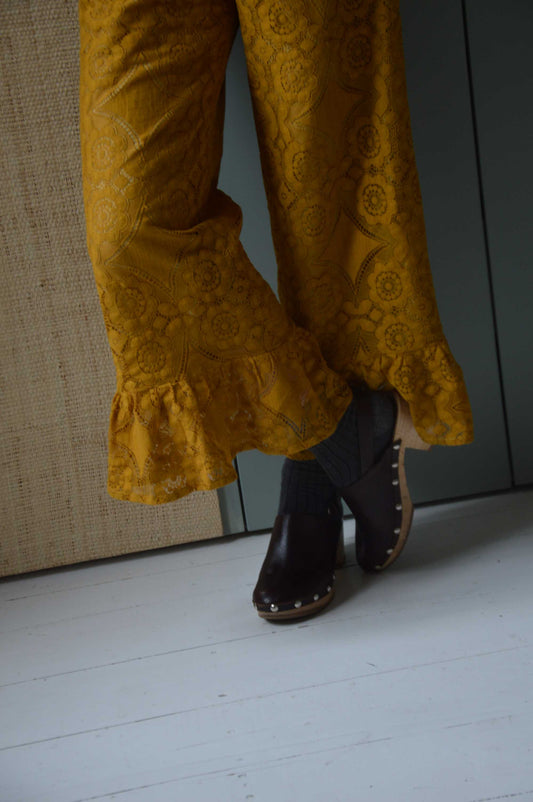 Pantalon Jeu de dentelle moutarde