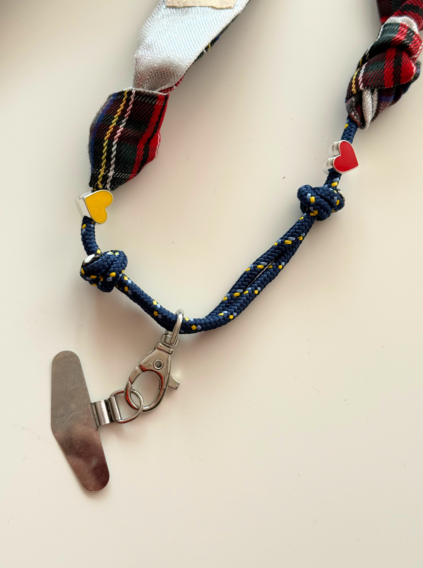 Attache portable Marie Starek & Ma Prune Céleste Tartan Rouge