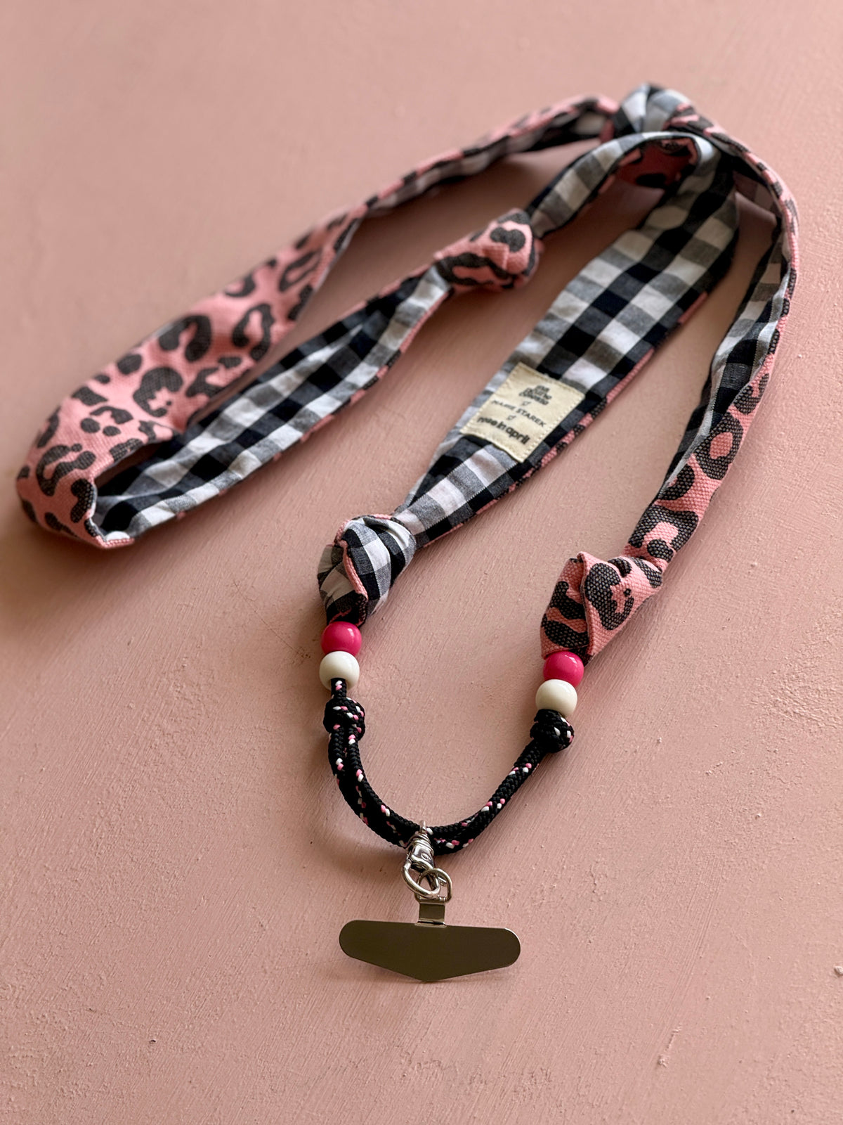 Attache portable Rose in April & Marie Starek & Ma Prune Céleste - Graou Rose