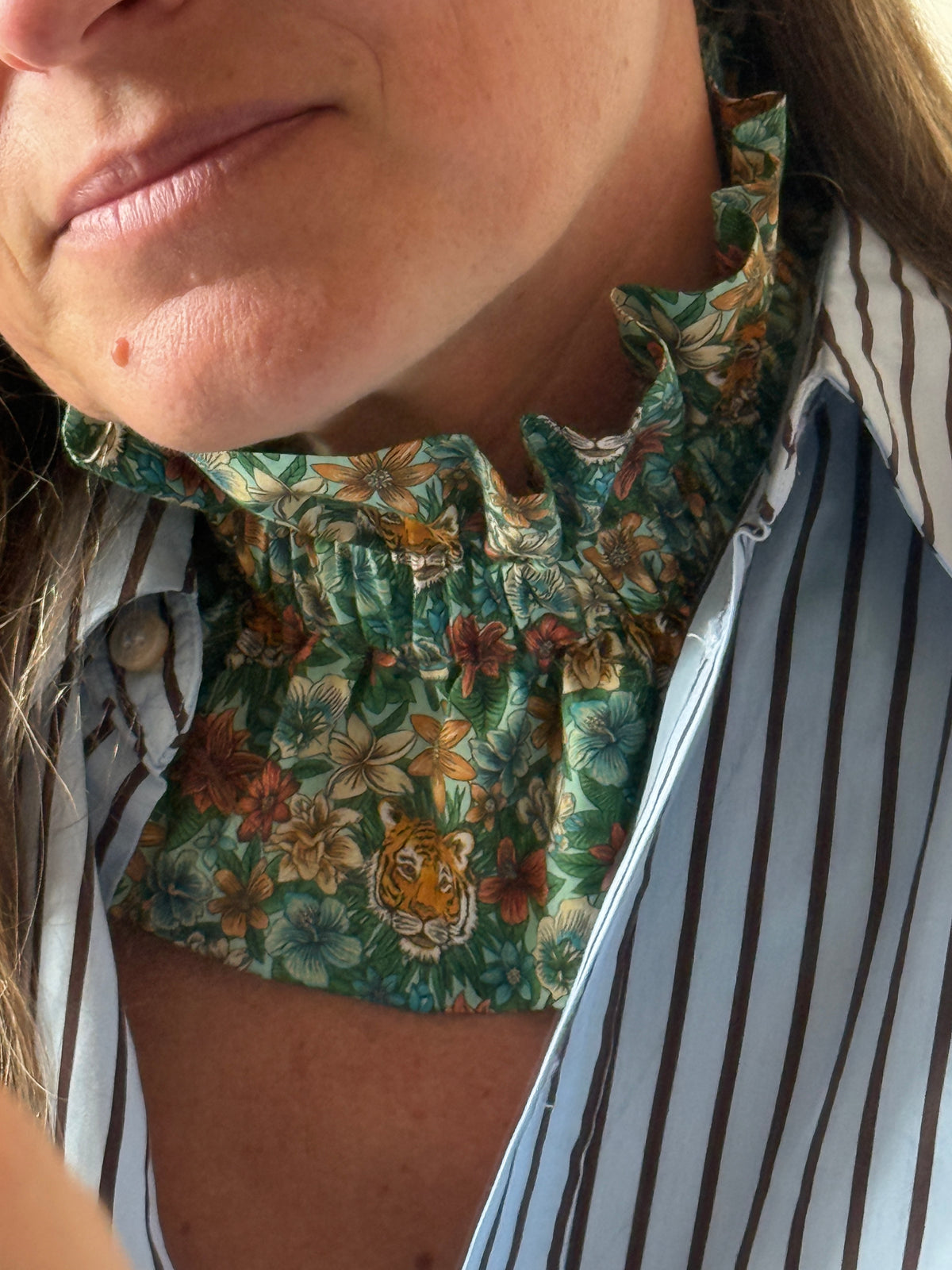 Le Col Amovible en Liberty Scotty's cayenne– Ma Prune Céleste