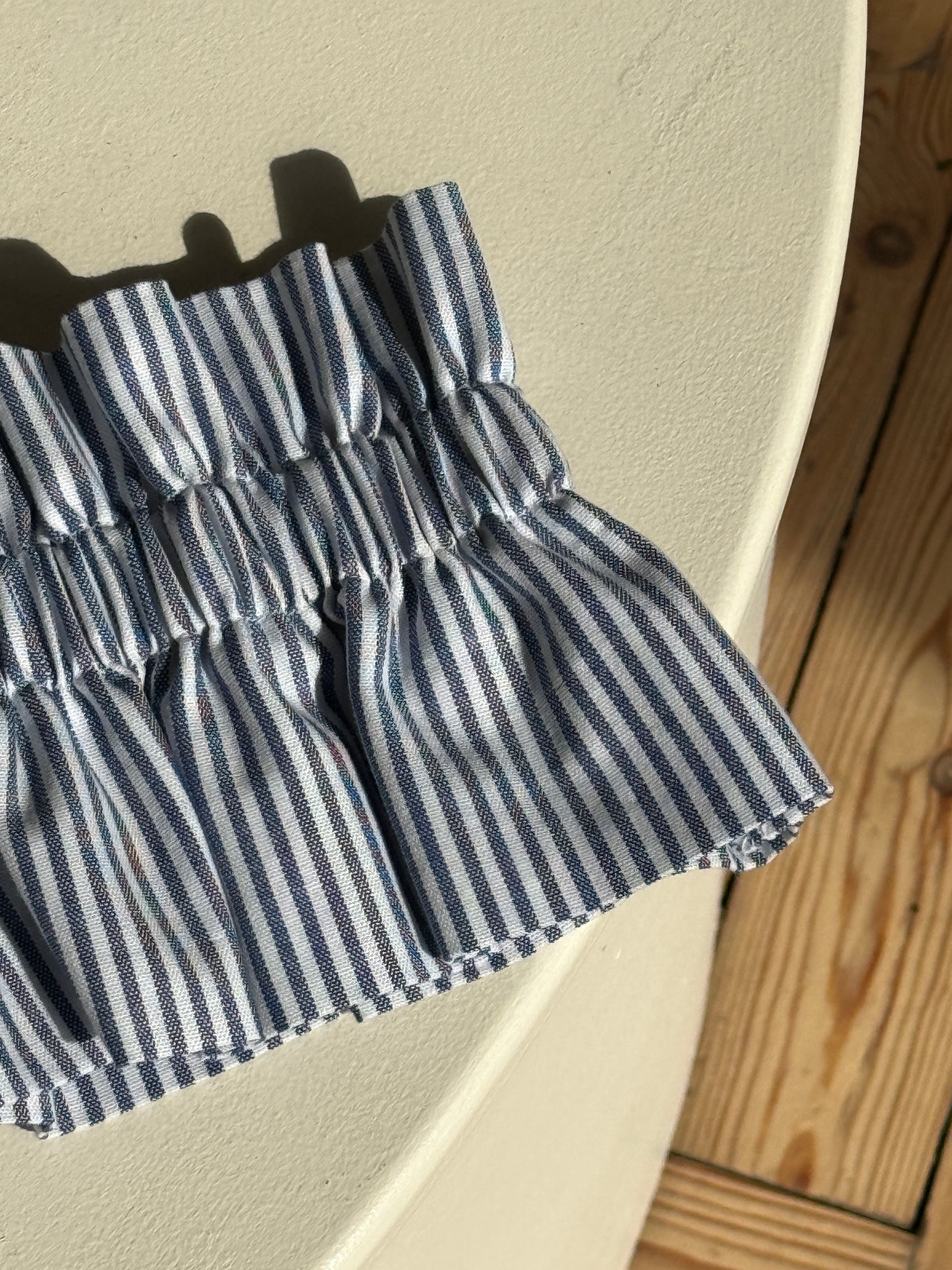 Col rayé bleu gris