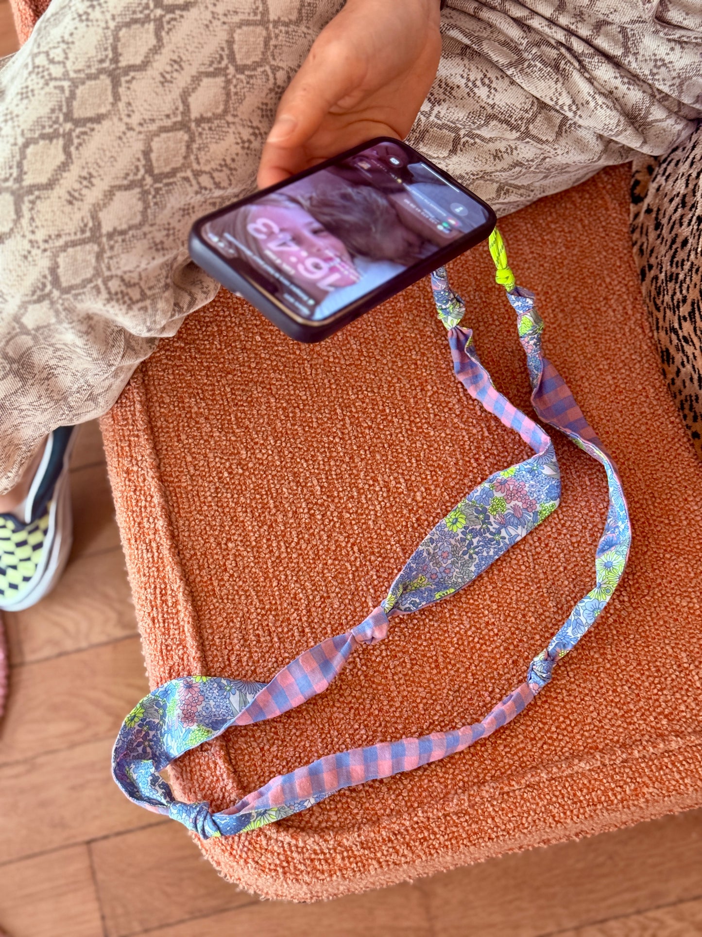Attache portable Marie Starek & Ma Prune Céleste Liberty Margaret Fluo givre