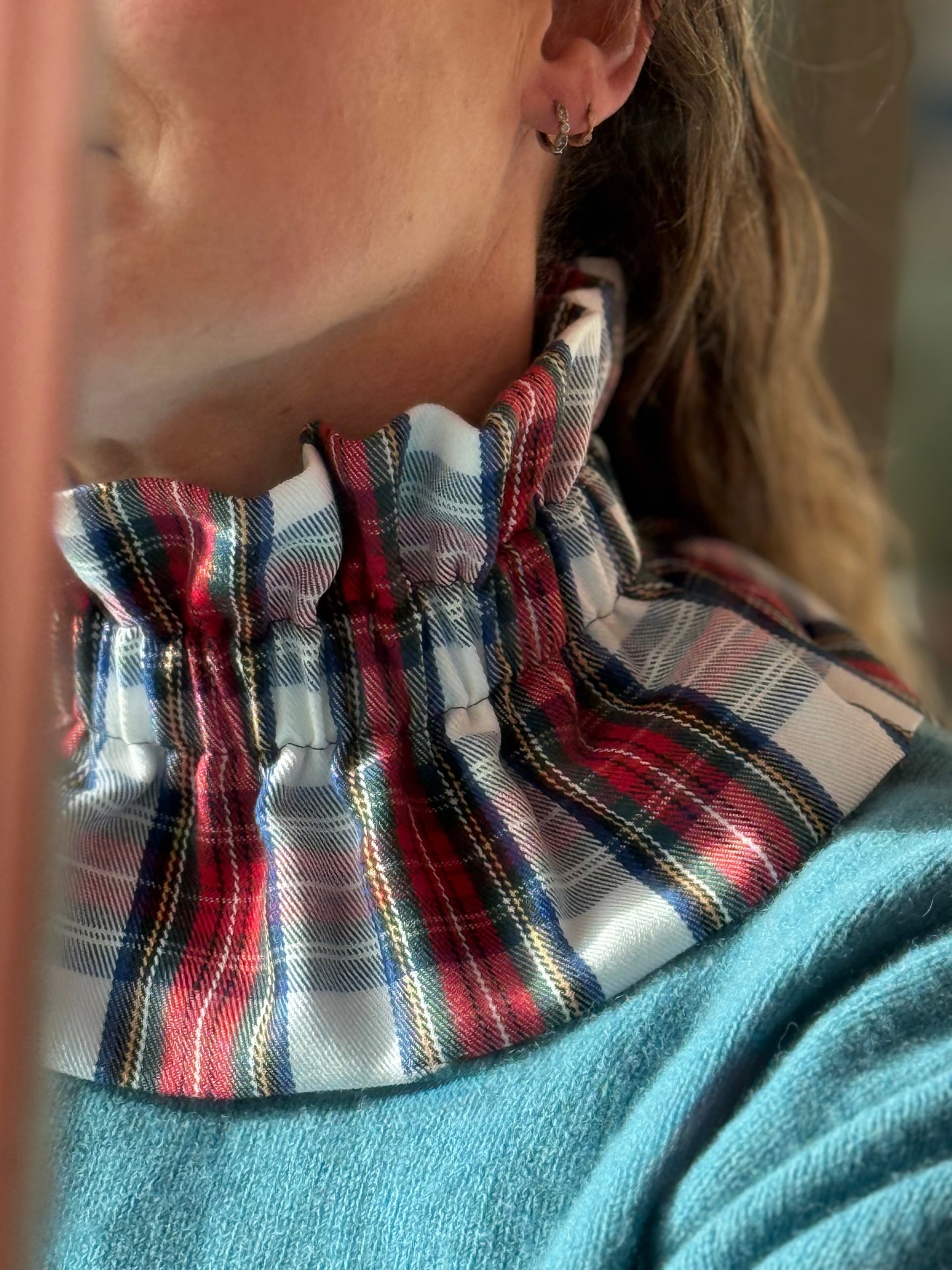 Col Tartan Blanc et rouge