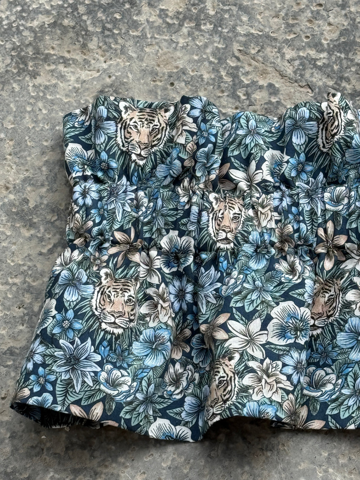 Le Col Amovible en Liberty Scotty's indigo – Ma Prune Céleste