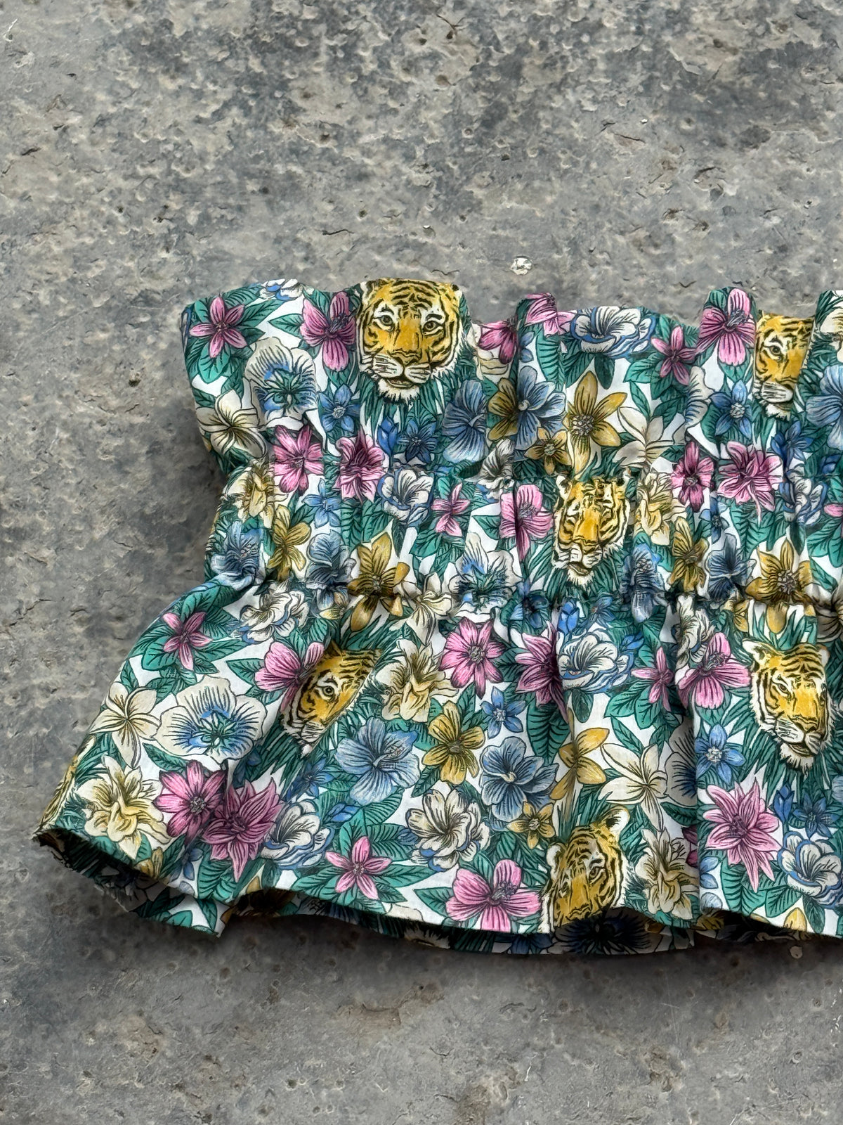Le Col Amovible en Liberty Scotty's Multico– Ma Prune Céleste