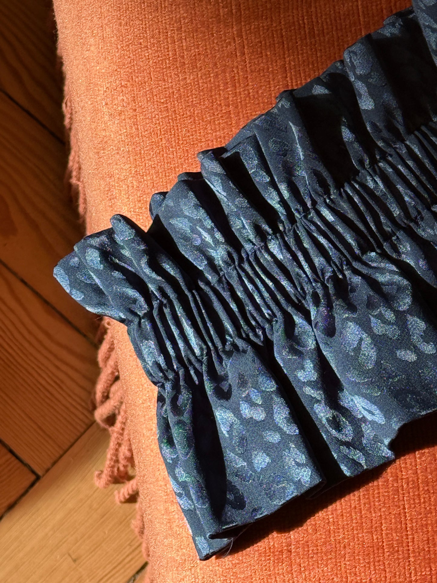 Col Satin Léopard Bleu nuit