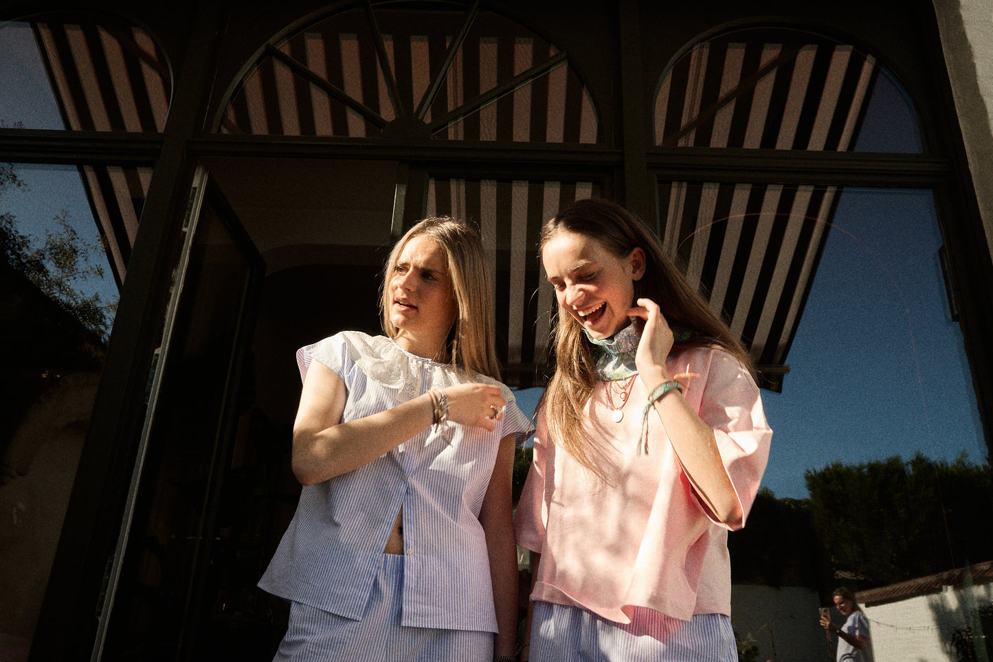 Blouse Sisters sisters Femme sans manches
